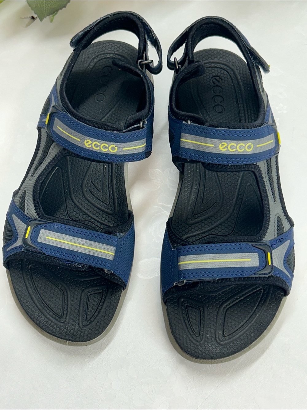 Ecco Kids Blue and Black Adjustable Outdoor Sandals